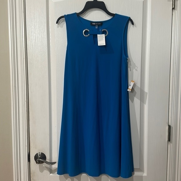 Anne Klein size small deep, turquoise, sleeveless dress NWT - Picture 1 of 3